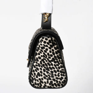 新品未使用 CHANEL シャネル トップハンドル フラップ バッグ AS6398 ランダム番台 ココマーク ハラコ ラムスキン ホワイト ブラック 中古 4a007850