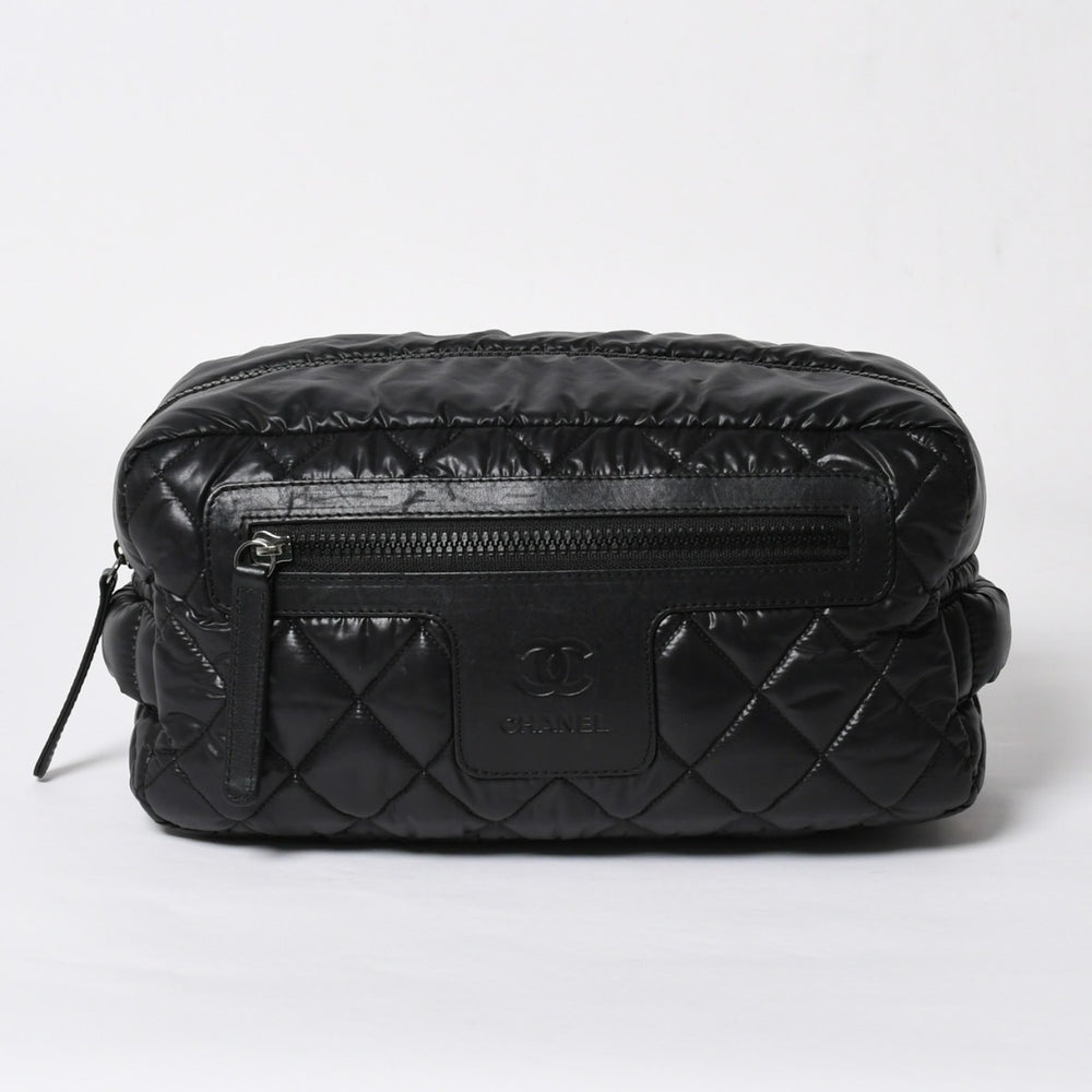 CHANEL シャネル コココクーン クラッチバッグ A48615 13番台 ブラック ナイロン カーフスキン 化粧ポーチ シルバー金具 美品 中古 4a007790