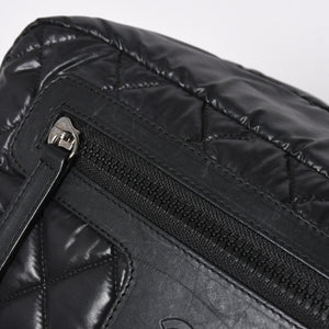 CHANEL シャネル コココクーン クラッチバッグ A48615 13番台 ブラック ナイロン カーフスキン 化粧ポーチ シルバー金具 美品 中古 4a007790