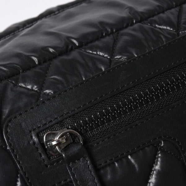 CHANEL シャネル コココクーン クラッチバッグ A48615 13番台 ブラック ナイロン カーフスキン 化粧ポーチ シルバー金具 美品 中古 4a007790