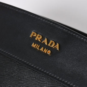 極美品 PRADA プラダ サフィアーノ Shoulder Bag ショルダーバッグ バッグ ブラック ゴールド金具 レザー 中古 4a007784