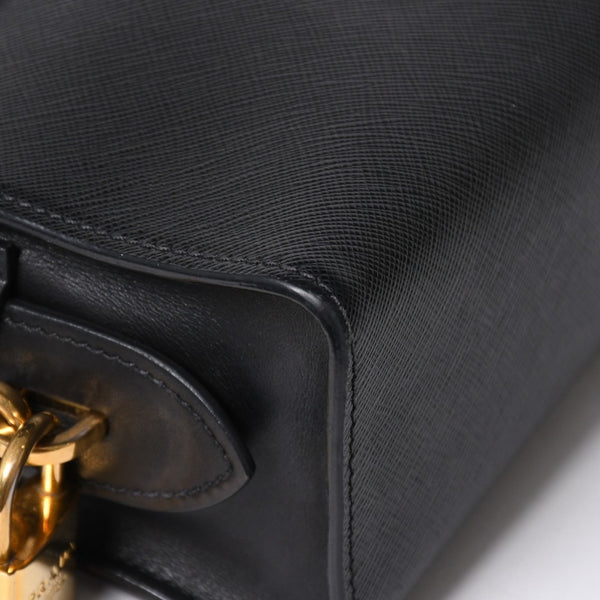 極美品 PRADA プラダ サフィアーノ Shoulder Bag ショルダーバッグ バッグ ブラック ゴールド金具 レザー 中古 4a007784