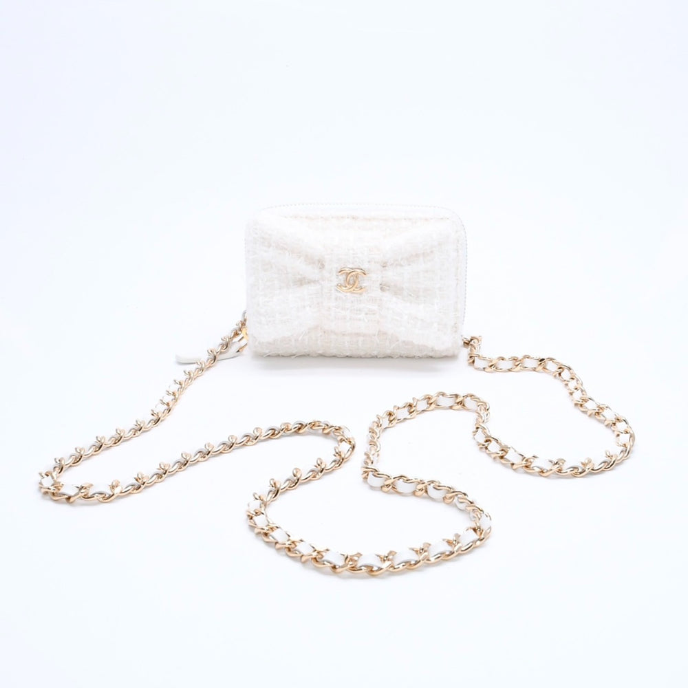 極美品 CHANEL シャネル ミニマトラッセ リボンチェーンショルダー カードケース ランダム番台 ホワイト アイボリー ゴールド金具 中古 4a007806