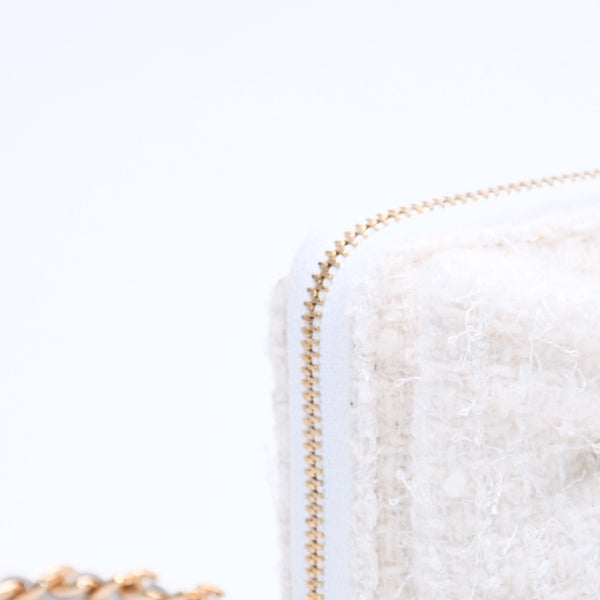 極美品 CHANEL シャネル ミニマトラッセ リボンチェーンショルダー カードケース ランダム番台 ホワイト アイボリー ゴールド金具 中古 4a007806