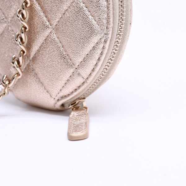 新品未使用品 CHANEL シャネル マトラッセ AirPods エアポッズケース コインケース ココマーク ランダム番台 レザー シャンパンゴールド 中古 4a007779