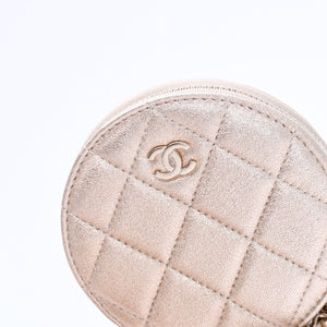 新品未使用品 CHANEL シャネル マトラッセ AirPods エアポッズケース コインケース ココマーク ランダム番台 レザー シャンパンゴールド 中古 4a007779
