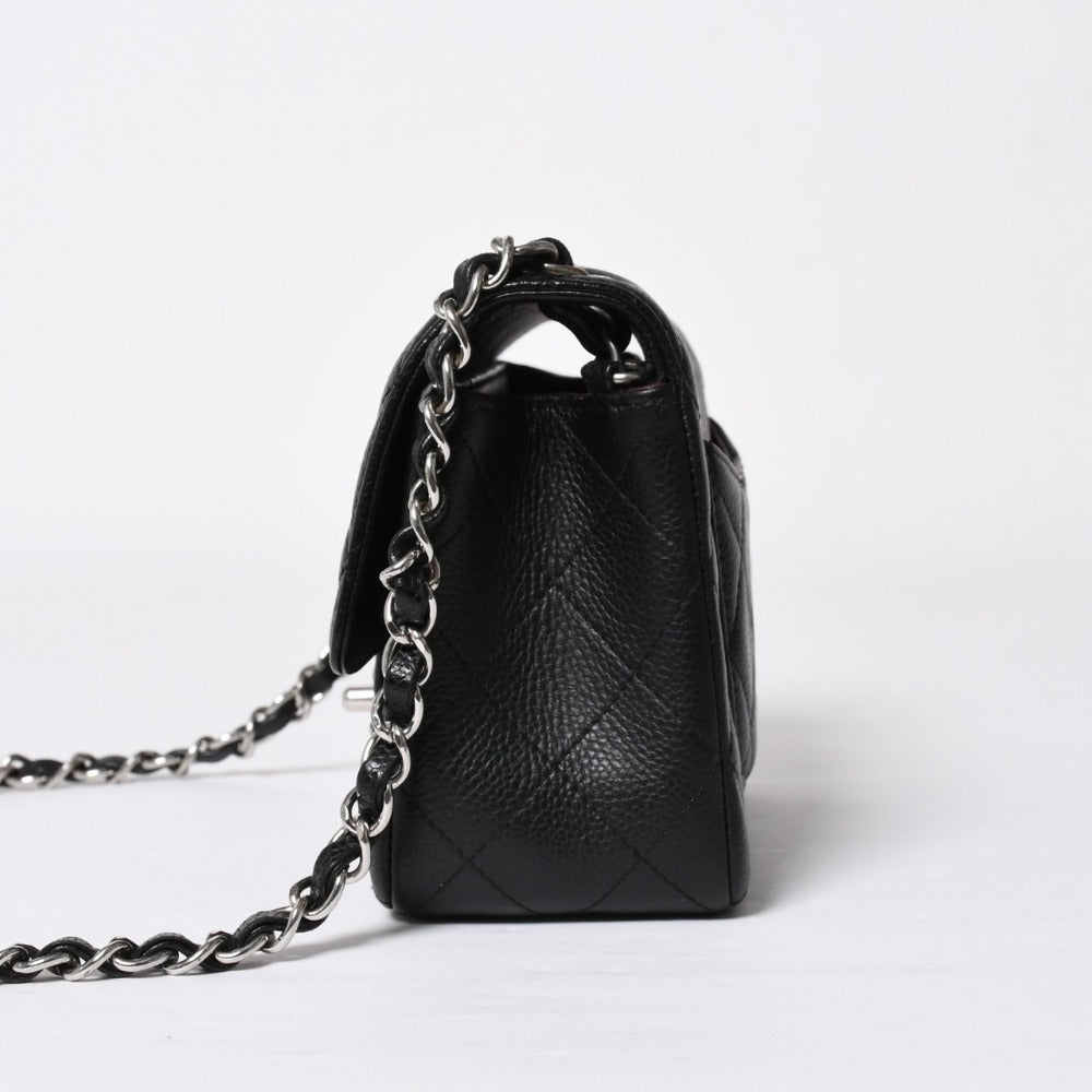 CHANEL シャネル ミニマトラッセ チェーンショルダーバッグ 17cm キャビアスキン ブラック シルバー金具 美品 中古 4a007754