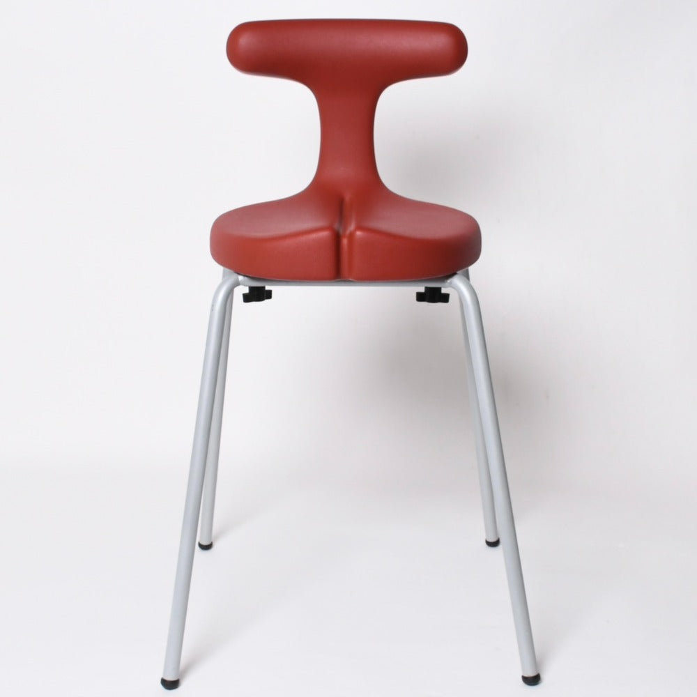 極美品 AYUR-CHAIR アーユルチェア スツール HUMAN MADEコラボレーションモデル Mサイズ バーガンディ 30785 限定 椅子 家具 中古 4a007489