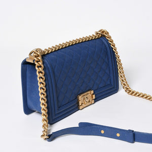 CHANEL シャネル ボーイシャネル チェーンショルダーバッグ A67086 ブルー 27番台 キャビアスキン ゴールド金具 美品 中古 4a007793