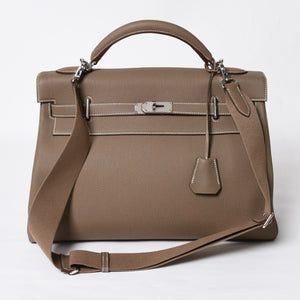 新品同様 HERMES エルメス Maxi Kelly 42 マキシケリー 42 ハンドバッグ W刻印 トゴ エトゥープSV金具 内縫い 中古 4a007854