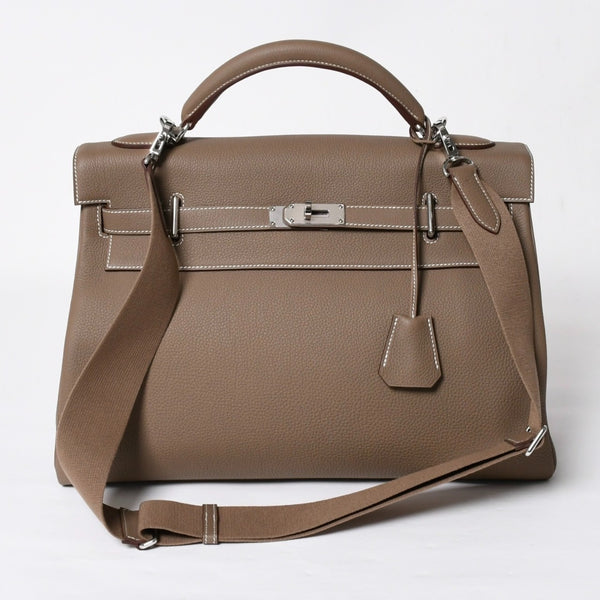 新品同様 HERMES エルメス Maxi Kelly 42 マキシケリー 42 ハンドバッグ W刻印 トゴ エトゥープSV金具 内縫い 中古 4a007854