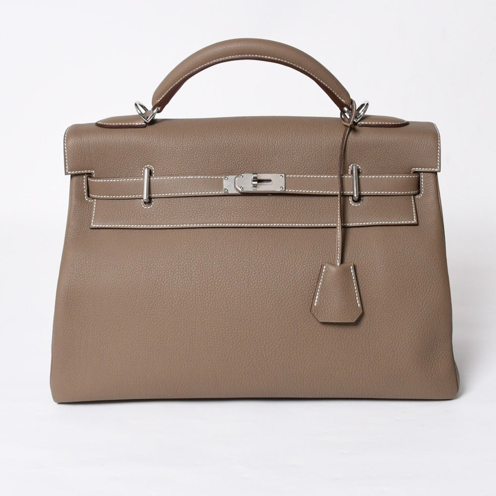 新品同様 HERMES エルメス Maxi Kelly 42 マキシケリー 42 ハンドバッグ W刻印 トゴ エトゥープSV金具 内縫い 中古 4a007854