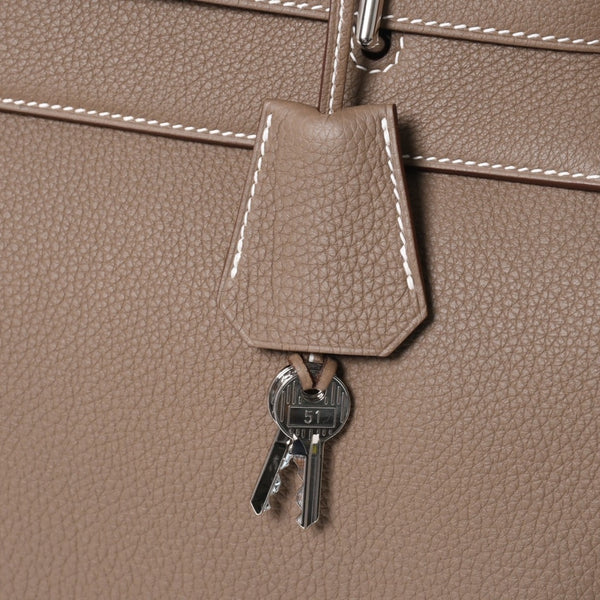 新品同様 HERMES エルメス Maxi Kelly 42 マキシケリー 42 ハンドバッグ W刻印 トゴ エトゥープSV金具 内縫い 中古 4a007854