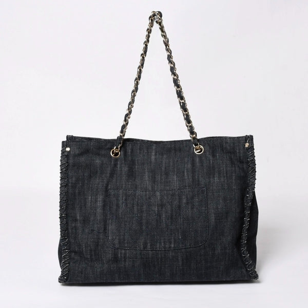 極美品 CHANEL シャネル チェーントートバッグ A31932 10番台 夜間飛行 刺繍 ココマーク デニム エンブロイダリー 中古 4a007810