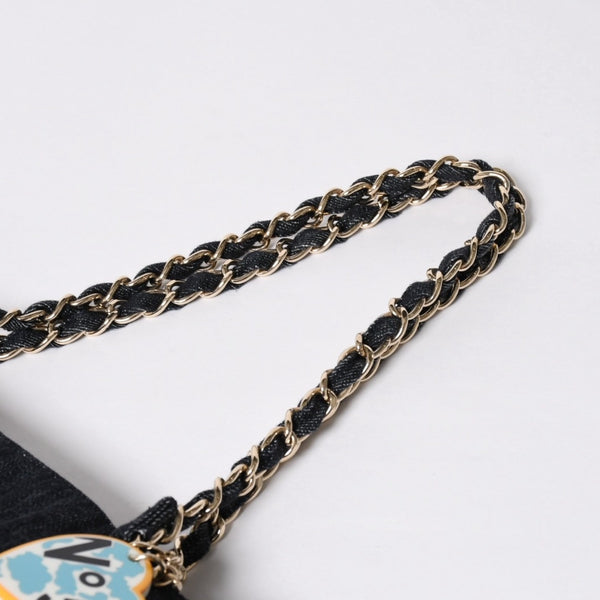 極美品 CHANEL シャネル チェーントートバッグ A31932 10番台 夜間飛行 刺繍 ココマーク デニム エンブロイダリー 中古 4a007810