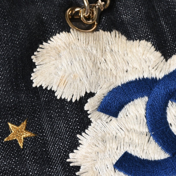 極美品 CHANEL シャネル チェーントートバッグ A31932 10番台 夜間飛行 刺繍 ココマーク デニム エンブロイダリー 中古 4a007858
