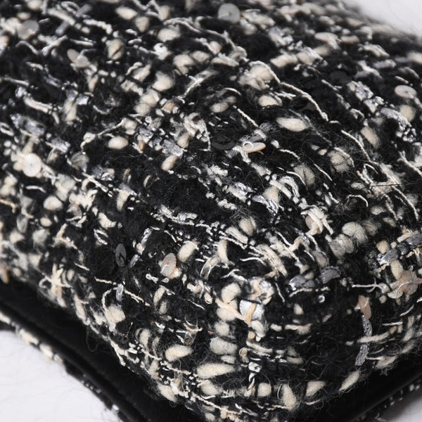 極美品 CHANEL シャネル ワンショルダーバッグ 8番台 ココマーク ツイード スパンデックス ブラック ホワイト シルバー金具 中古 4a007783