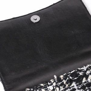 極美品 CHANEL シャネル ワンショルダーバッグ 8番台 ココマーク ツイード スパンデックス ブラック ホワイト シルバー金具 中古 4a007783
