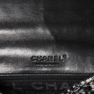 極美品 CHANEL シャネル ワンショルダーバッグ 8番台 ココマーク ツイード スパンデックス ブラック ホワイト シルバー金具 中古 4a007783