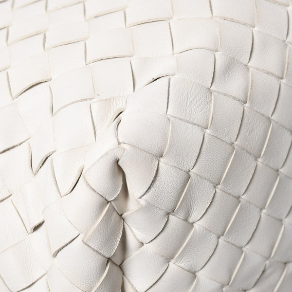 極美品 BOTTEGA VENETA ボッテガヴェネタ ハンドバッグ イントレチャート ホワイト ゴールド金具 レザー B08716912H 中古 4a007864