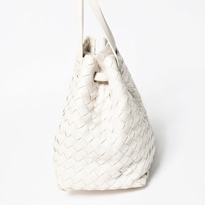 極美品 BOTTEGA VENETA ボッテガヴェネタ ハンドバッグ イントレチャート ホワイト ゴールド金具 レザー B08716912H 中古 4a007864