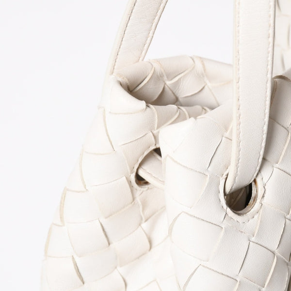 極美品 BOTTEGA VENETA ボッテガヴェネタ ハンドバッグ イントレチャート ホワイト ゴールド金具 レザー B08716912H 中古 4a007864