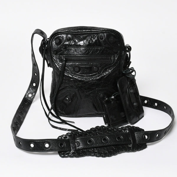極美品 BALENCIAGA バレンシアガ ル カゴール ショルダーバッグ 719065 レザー ブラック 現行 中古 4a008218