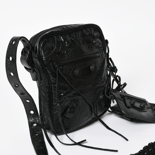 極美品 BALENCIAGA バレンシアガ ル カゴール ショルダーバッグ 719065 レザー ブラック 現行 中古 4a008218