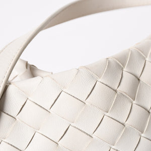 極美品 BOTTEGA VENETA ボッテガヴェネタ ハンドバッグ イントレチャート ホワイト ゴールド金具 レザー B08716912H 中古 4a007864