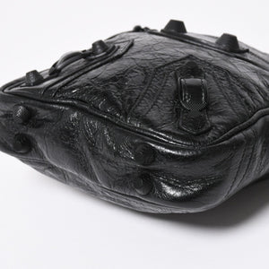 極美品 BALENCIAGA バレンシアガ ル カゴール ショルダーバッグ 719065 レザー ブラック 現行 中古 4a008218