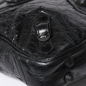 極美品 BALENCIAGA バレンシアガ ル カゴール ショルダーバッグ 719065 レザー ブラック 現行 中古 4a008218