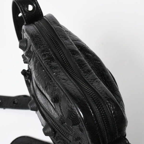 極美品 BALENCIAGA バレンシアガ ル カゴール ショルダーバッグ 719065 レザー ブラック 現行 中古 4a008218