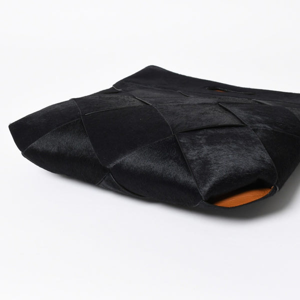 新品未使用品 BOTTEGA VENETA ボッテガヴェネタ ハラコ イントレチャート B08226780G ブラック ブラウン シルバー金具 中古 4a007865