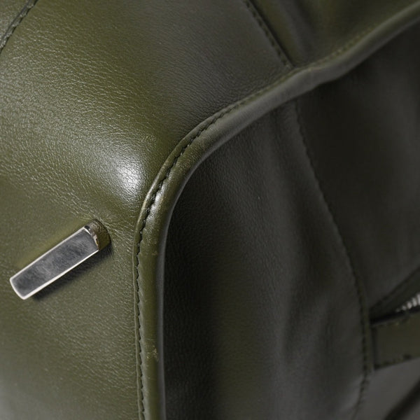 新品同様品 LOEWE ロエベ アマゾナ 44 アナグラム Amazona 44 Anagram ハンドバッグ カーキ 061506 中古 4a008224