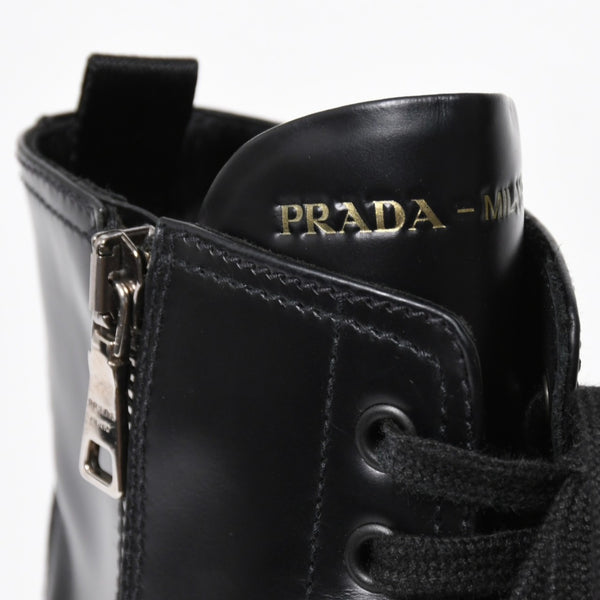 極美品 PRADA プラダ サイドジップ レースアップコンバットブーツ ブラック レザー キャップトゥ サイズ37(23.5cm) シルバー金具 中古 4a007755