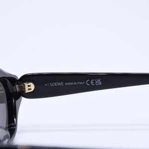 極美品 LOEWE ロエベ レクタンギュラー スリム サングラス LW40157U サイズ51◻︎17 140 ブラック グレー アイウェア ゴールド金具 中古 4a007958