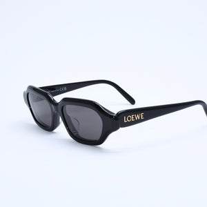 極美品 LOEWE ロエベ レクタンギュラー スリム サングラス LW40157U サイズ51◻︎17 140 ブラック グレー アイウェア ゴールド金具 中古 4a007958