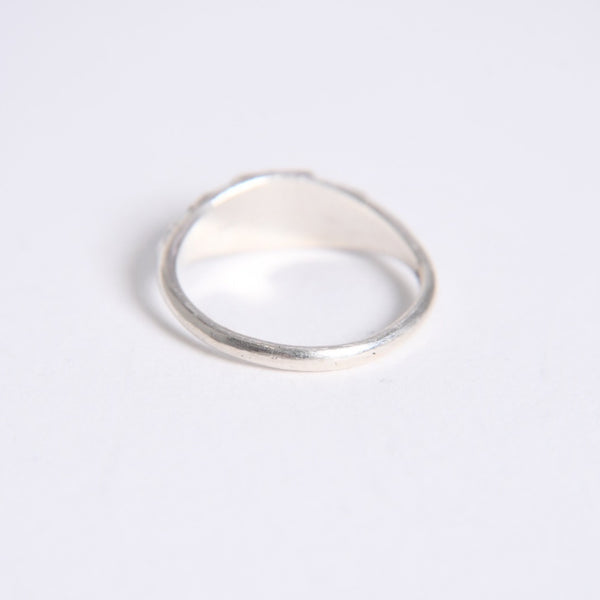 極美品 CHROME HEARTS クロムハーツ TINY PYRAMID RING タイニーピラミッド リング CHプラス 重量約2.13g サイズ8.5号 中古 4a008206