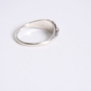 極美品 CHROME HEARTS クロムハーツ TINY PYRAMID RING タイニーピラミッド リング CHプラス 重量約2.13g サイズ8.5号 中古 4a008206