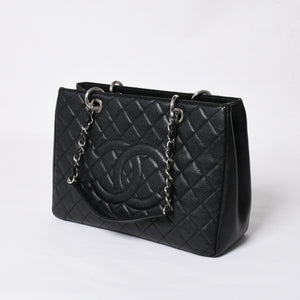 極美品 CHANEL シャネル GST チェーントートバッグ A50995 20番台 ブラック キャビアスキン シルバー金具 ココマーク 中古 4a007794
