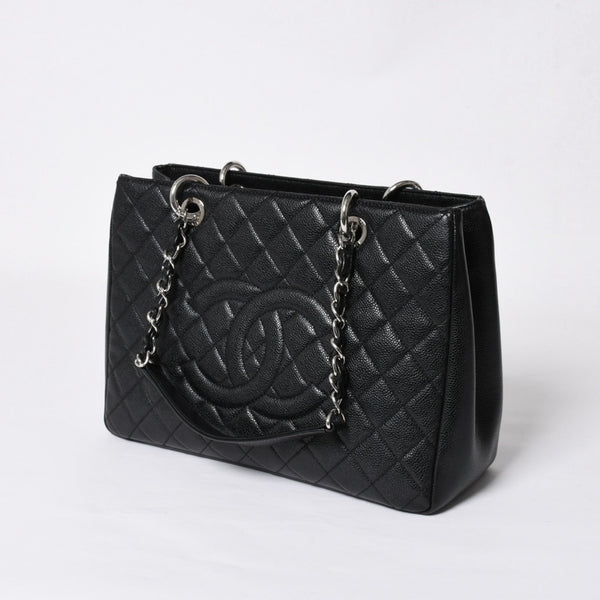 極美品 CHANEL シャネル GST チェーントートバッグ A50995 20番台 ブラック キャビアスキン シルバー金具 ココマーク 中古 4a007794