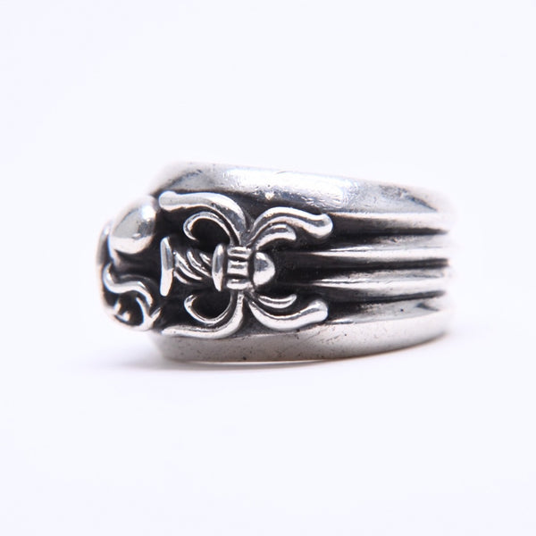 CHROME HEARTS クロムハーツ DAGGER HEART ダガーハート リング 指輪 重量約38.86g サイズ24号 925刻印 シルバー925 美品 中古 4a007981