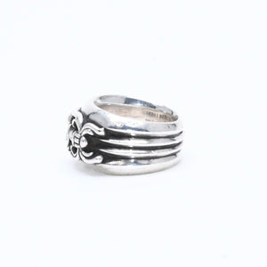 CHROME HEARTS クロムハーツ DAGGER HEART ダガーハート リング 指輪 重量約38.86g サイズ24号 925刻印 シルバー925 美品 中古 4a007981