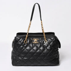極美品 CHANEL シャネル チェーントートバッグ 15番台 ココマーク マトラッセ レザー ブラック ゴールド金具 中古 4a007780