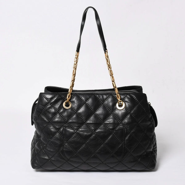極美品 CHANEL シャネル チェーントートバッグ 15番台 ココマーク マトラッセ レザー ブラック ゴールド金具 中古 4a007780