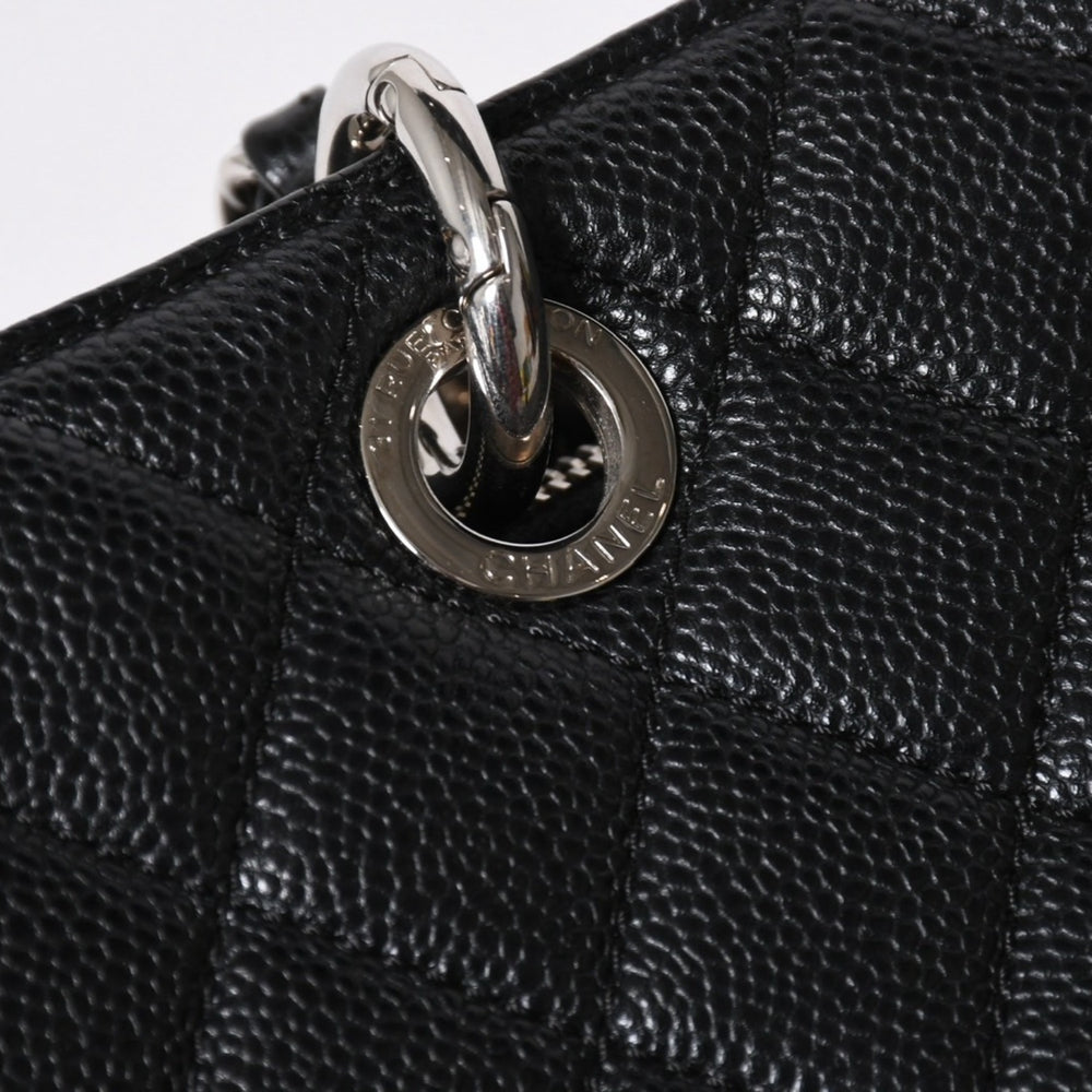 極美品 CHANEL シャネル GST チェーントートバッグ A50995 20番台 ブラック キャビアスキン シルバー金具 ココマーク 中古 4a007794