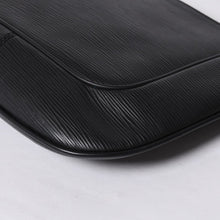 画像をギャラリービューアに読み込む, 極美品 LOUIS VUITTON ルイヴィトン マッツィー ワンショルダーバッグ ハンドバッグ M58972 エピ ブラック 中古 4a000810