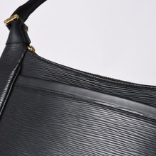 画像をギャラリービューアに読み込む, 極美品 LOUIS VUITTON ルイヴィトン マッツィー ワンショルダーバッグ ハンドバッグ M58972 エピ ブラック 中古 4a000810