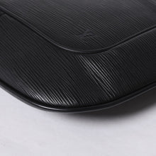 画像をギャラリービューアに読み込む, 極美品 LOUIS VUITTON ルイヴィトン マッツィー ワンショルダーバッグ ハンドバッグ M58972 エピ ブラック 中古 4a000810