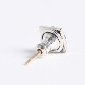 新品未使用 CHROME HEARTS クロムハーツ STUD PYRAMID PLS ピラミッド スタッドピアス 重量約0.93g 片耳用 シルバー925 中古 4a007947